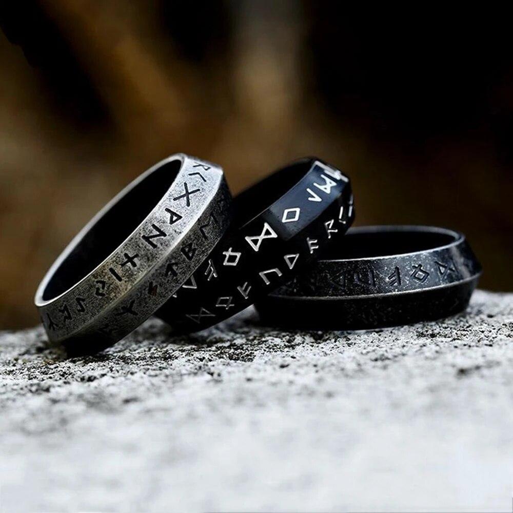 Ny design Enkel Odin Norse Viking Amulet Rune Ring For Menn Kvinner 316L Rustfritt Stål Mote Ord Retro Smykker Engros