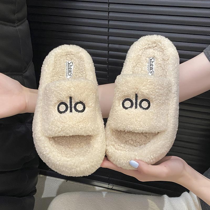 Korean version of trendy muffin Mao Mao slippers women's outer wear 2025 autumn and winter new thick bottom height increase casual one-word drag