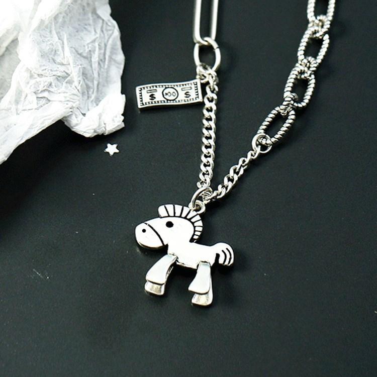 New Creative Retro Money Jewelry Personality Animal Pony Clavicle Chain Horse Pendant Necklaces Birthday Gift for Horse Lover