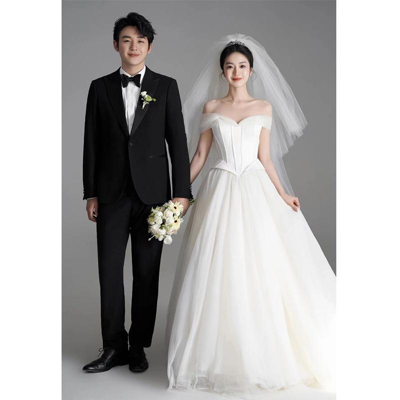 New French Lawn White Tube Top Simple Satin Wedding Dress Retro Short Skirt Dress