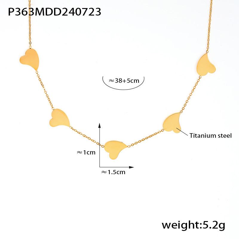 European-American Irregular Heart Tassel Pendant Necklace in 18k Gold-Plated Titanium Steel