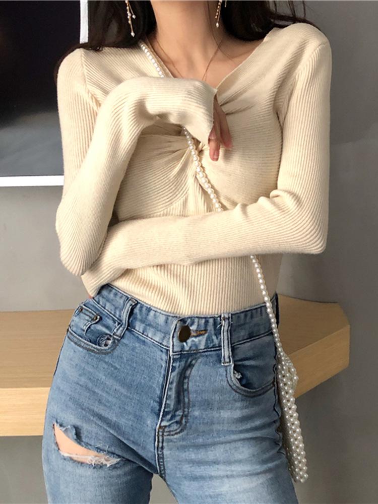 Stylish Women's V-Neck Long Sleeve Knit Top, Slim Fit T-Shirt for Autumn 2026