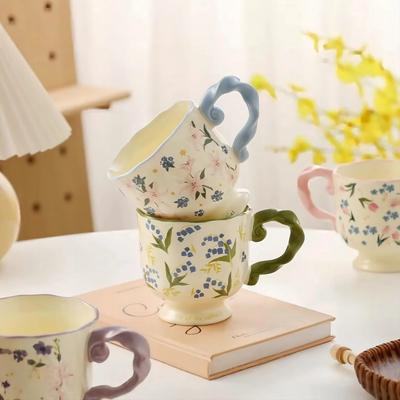 Small Fresh Retro Floral Mug