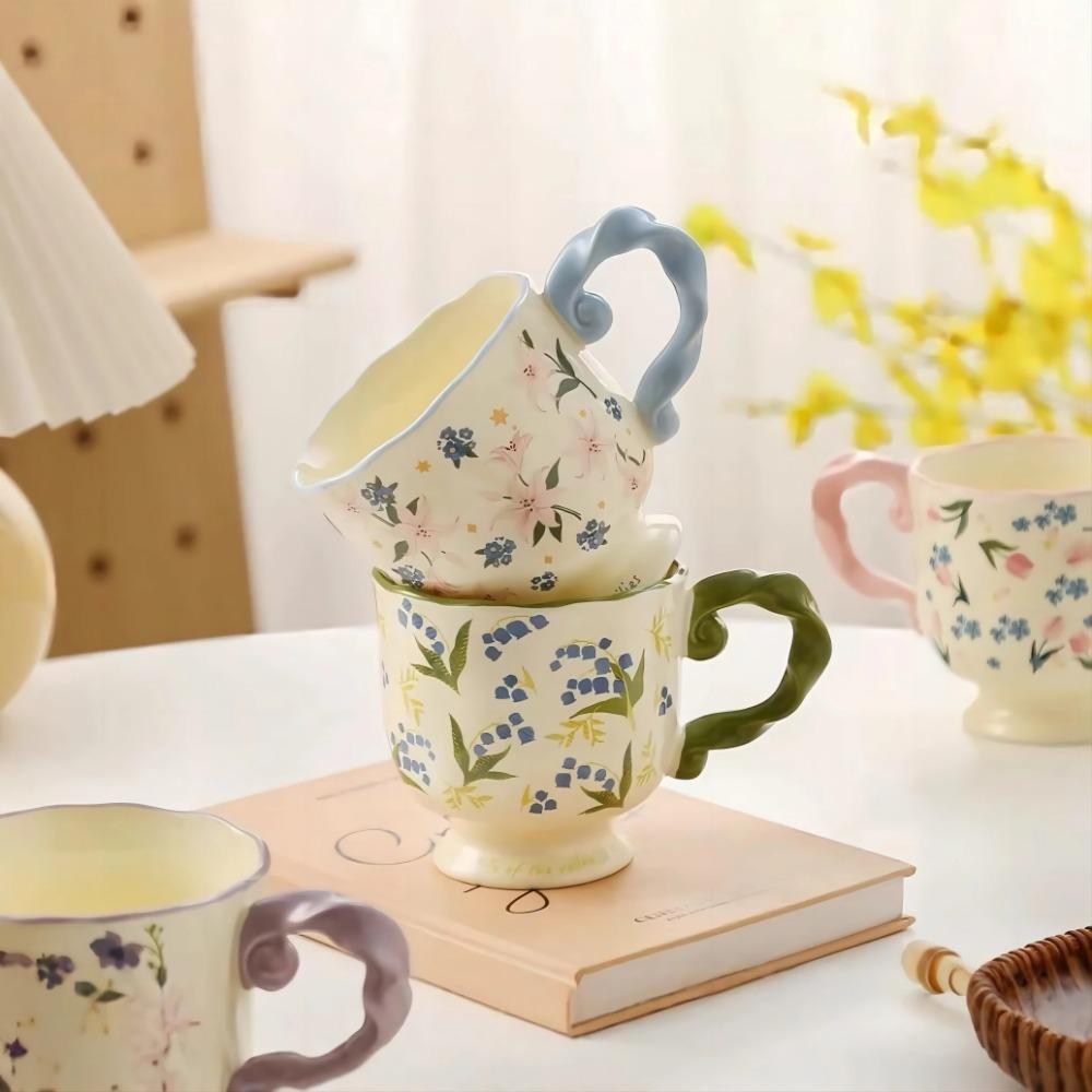 Small fresh retro floral mug