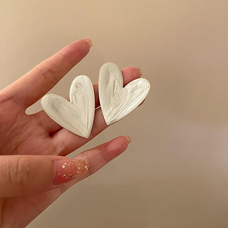 Sweet and versatile double love earrings, Dongdaemun fashion personalized earrings, simple one two-wear earrings