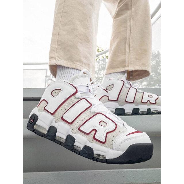 

Бело-красные кроссовки Nike Air More Uptempo '96
