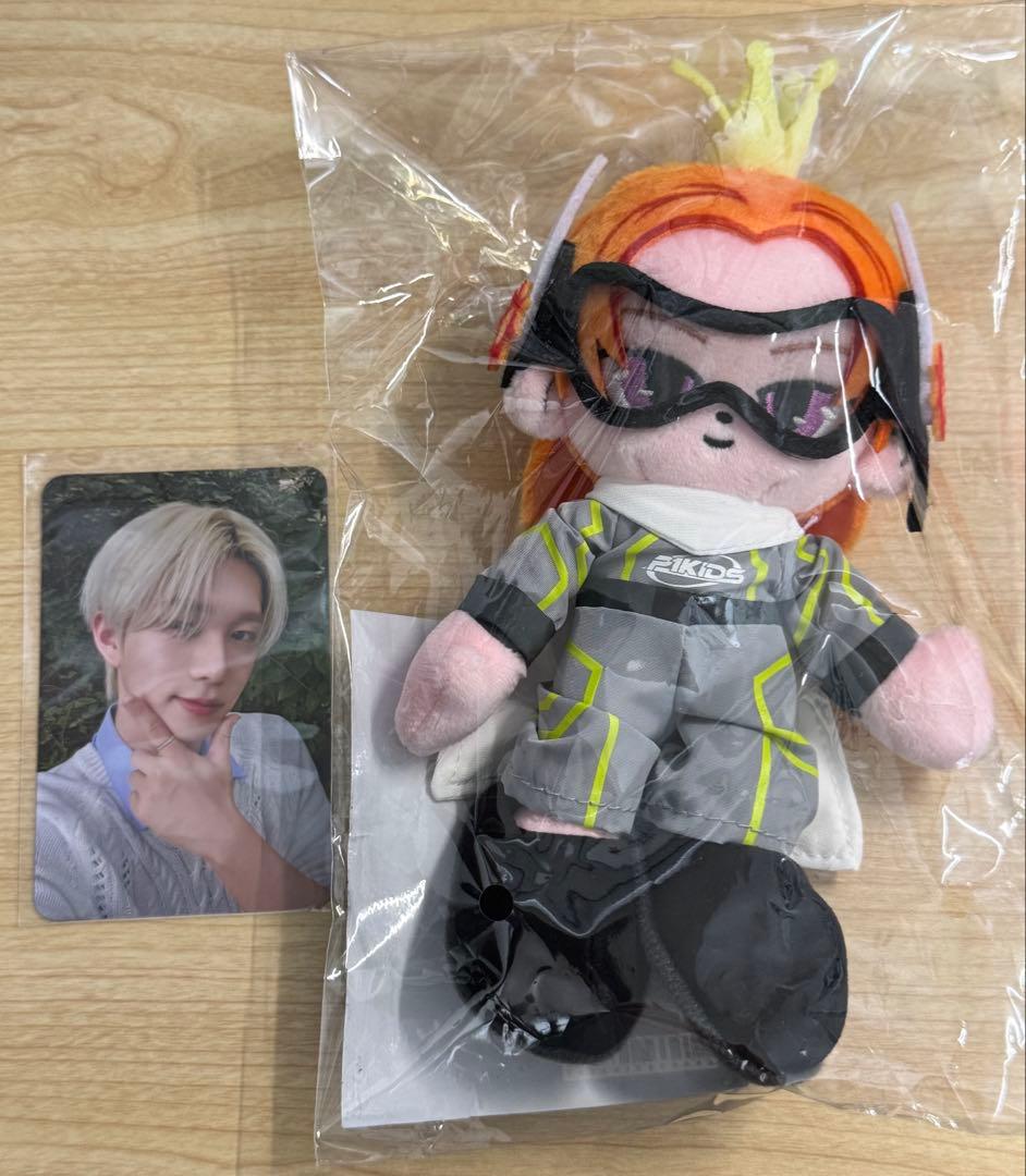 

[Б/У] p1harmony P1KIDS P1 Тео Плюшевая игрушка с торговой карточкой