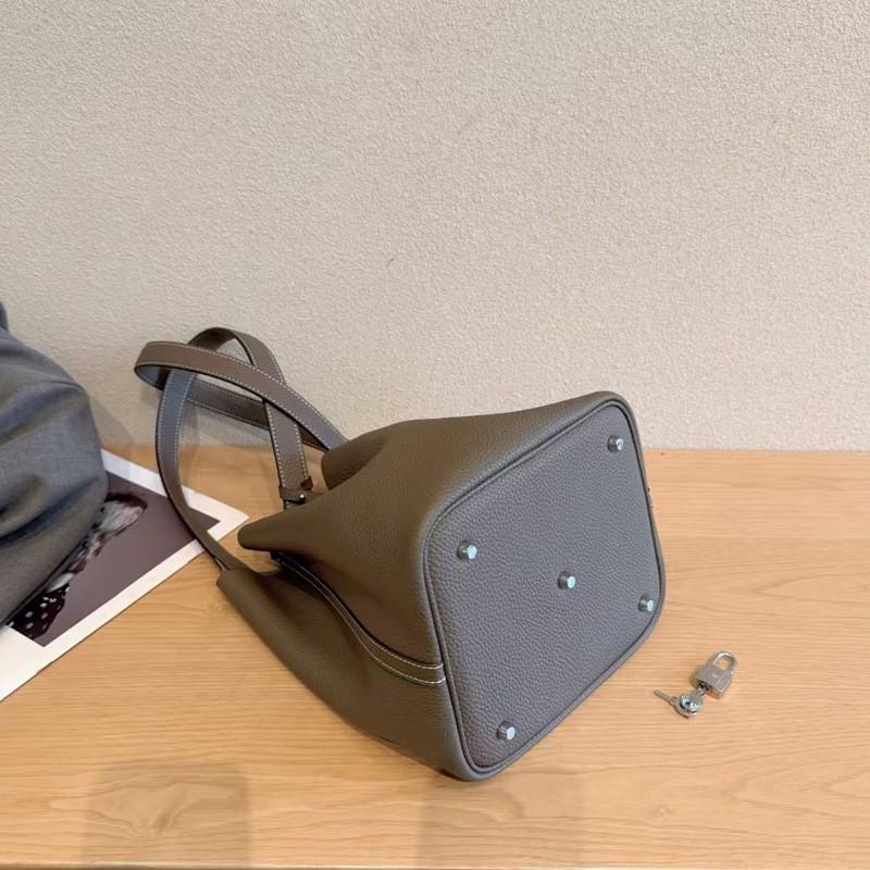 First-layer TC Cowhide Hand-carried Vegetable Basket Bag Leather Underarm One-shoulder Handbag Fashionable Casual Large-capacity Bucket