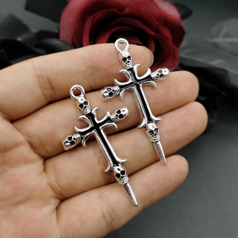 5Pcs Vintage Skeleton Cross Art Charms Punk Skull Skeleton Vampire Charm Halloween Pendant DIY Handcrafted Jewelry Accessories