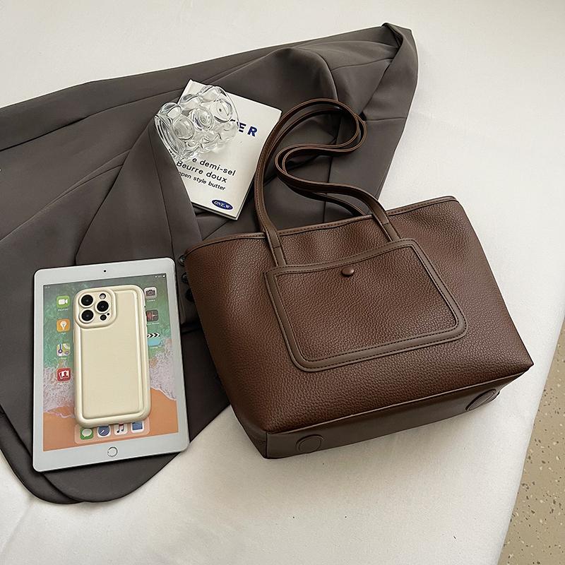 1 new PU handbag New large capacity travel shoulder bag high-end quality women's bag Fashion niche casual women