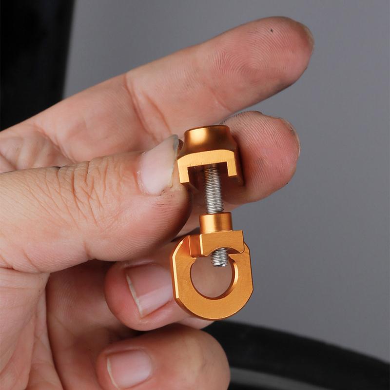 1Pcs Single Speed Bike Chain Tension Adjuster Bicycle Chain Tensioner Folding Fixed Gear Bike Chain Adjuster Bicycle Accessories