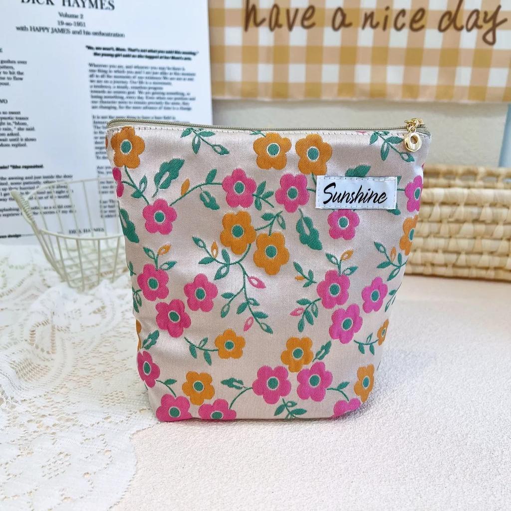 Women's Cosmetic Bag Small Vintage Purple Flowers Cosmetics Lipstick Storage Bag Coin Purse Card Sanitary Napkin  Holder Case