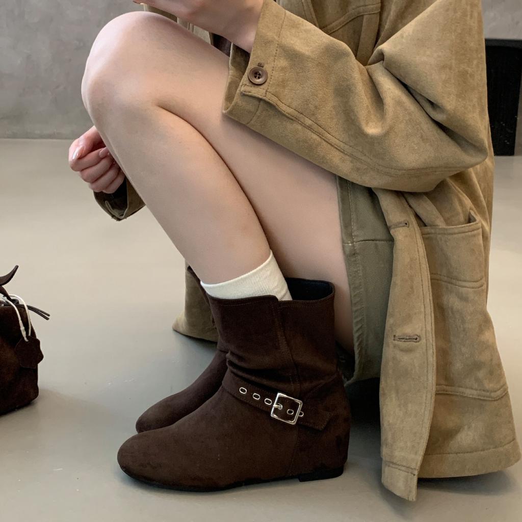French retro inner heightening short boots autumn and winter new suede giant slim pile boots
