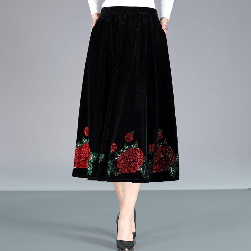 High-end Women's Velvet Skirt Spring Autumn Rhinestones High-waist Velvet Long Skirt Slim-fit Embroidered Plus-size Skirt