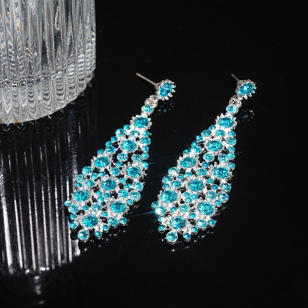 Silver Needle French Court Style Blue Flower Zircon Earrings Light Luxury High-end Stud Earrings Exquisite Niche Earrings