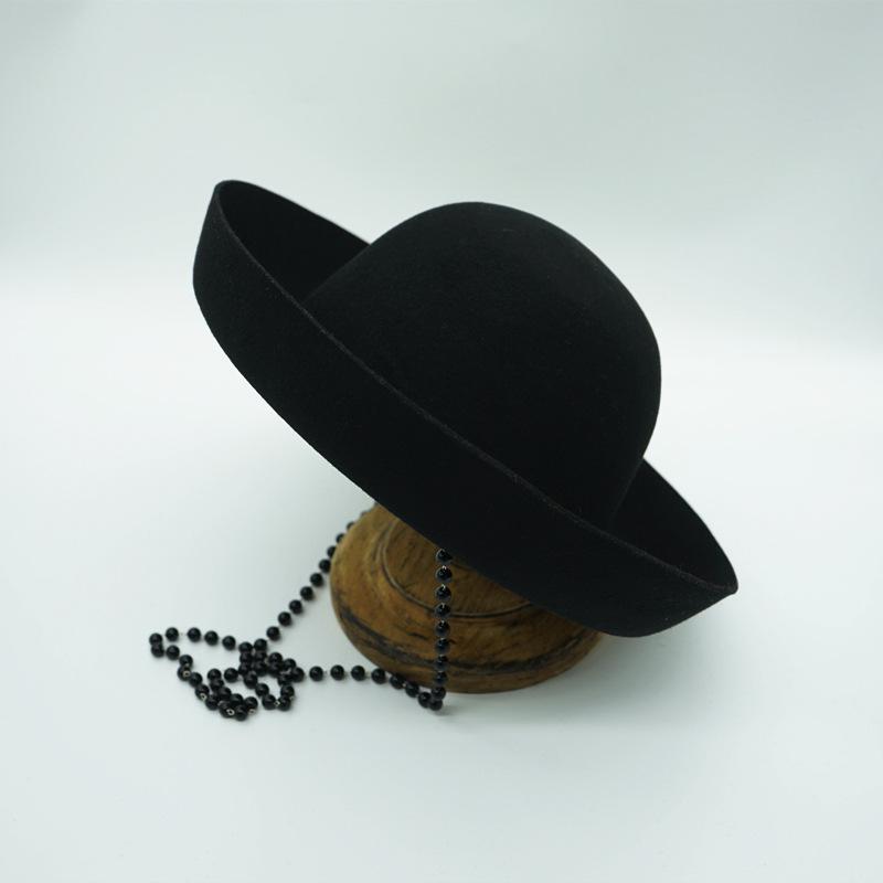 

Japanese Flanged Hemming Black Woolen Woolen Basin Hat Women S Autumn And Winter French Retro British Top Hat Pearl Chain Elegant Trend M（56-58cm）