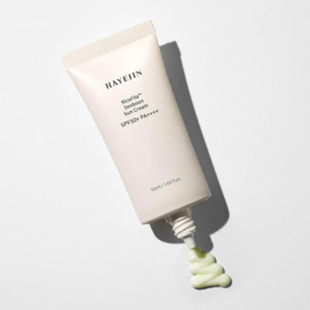 

HAYEJIN RiceFila Увлажняющий солнцезащитный крем – SPF50+ PA++++ Защита от УФ-лучей 50 мл