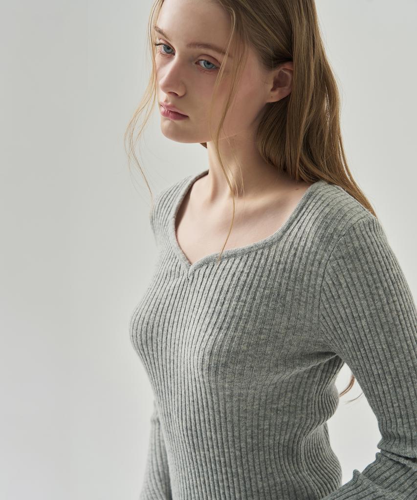 Deuloupisumeon Heart Neck Ribbed Slim Knit Top [M.Grey]