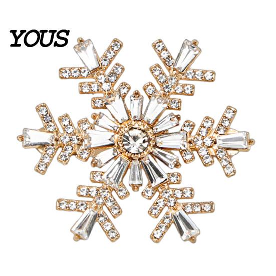 Non-fading Brooch Pin, 3D Snowflake Design Lapel Pin with Rhinestones Inlaid, Electroplated Anti-Oxidation Winter Accessory for Coats Shirts золотистый