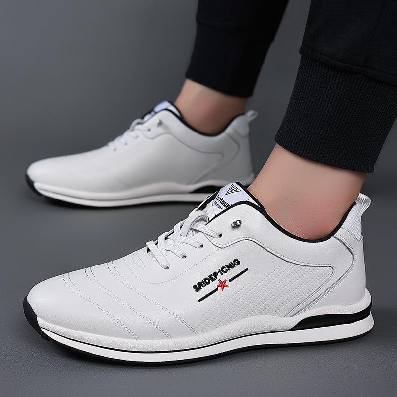 Men's Shoes Autumn 2025 New Trend Men's Leather Soft-soled Casual Sports Shoes Hundred Shoes