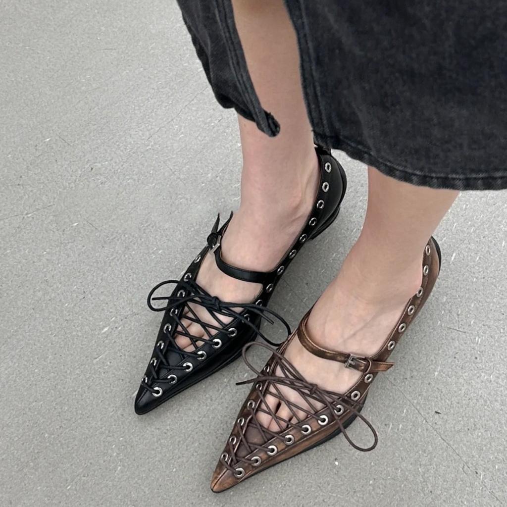 Fashion NEW 2025 Pointed Toe Flat Bottomed Ballet Single Shoes Punk Style New Fashionable Women Shoes Rivet Strap Bow Handmade Shoe
