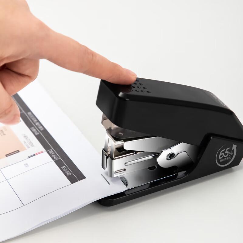 Deli Effort-Saving Stapler CN Plug (adapter Included)
