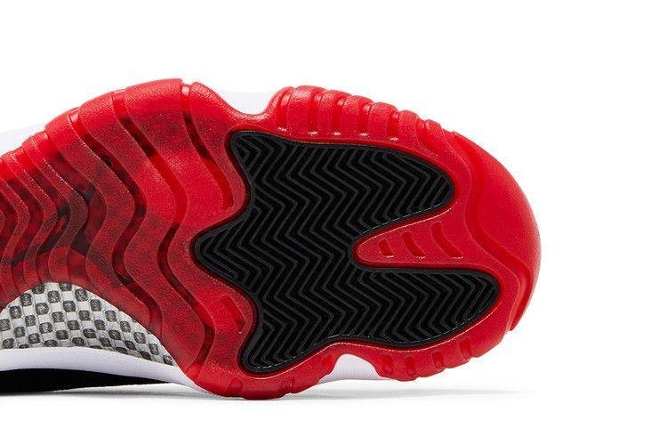 Jordan 11 Retro Bred Velvet (Women's)