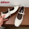 Fashion 2025 New Fashion Shallow Women Mary Janes Flats Shoes Spring Autumn Casual Female Buckle Strap Footwear Flats Shoes For Ladies