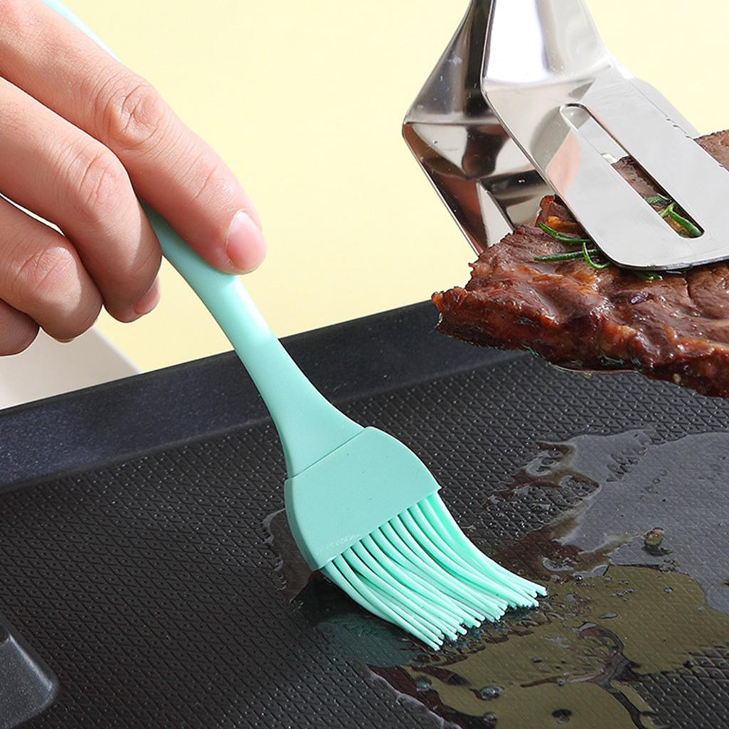 Barbecue Silicone Oil Brush Grill Gadgets Pastry Cookie Kitchen Cook Brush with Handle Baking BBQ Tool for Kitchen Grill