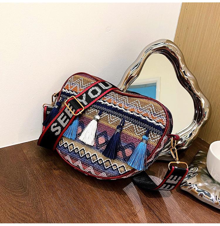 Bohemia Tassel Woven Small Shoulder Bag With Zipper Closure For Casual Day Use