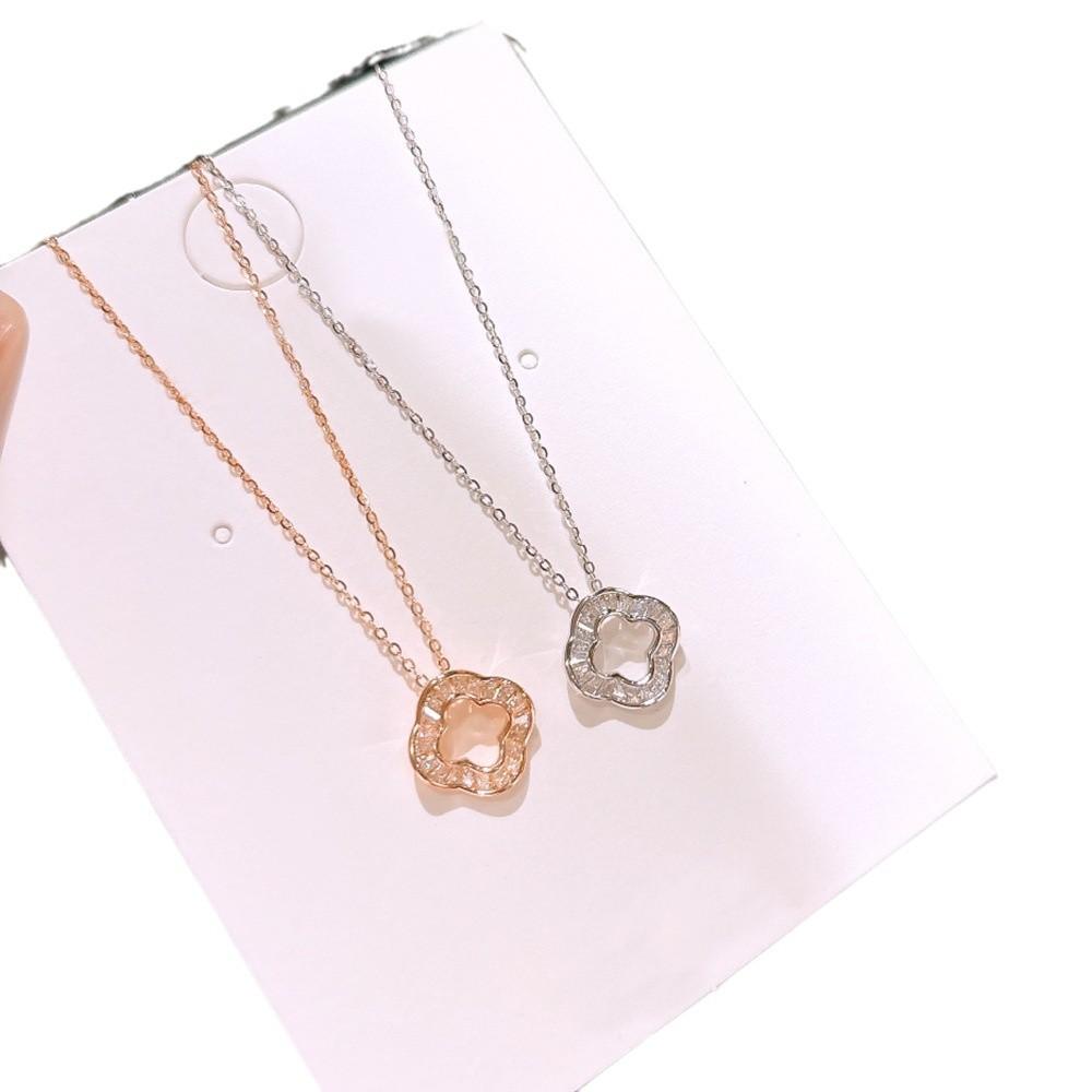 Hollow Four-leaf Clover Pendant Necklace for Women High-end Ins Personality Simple