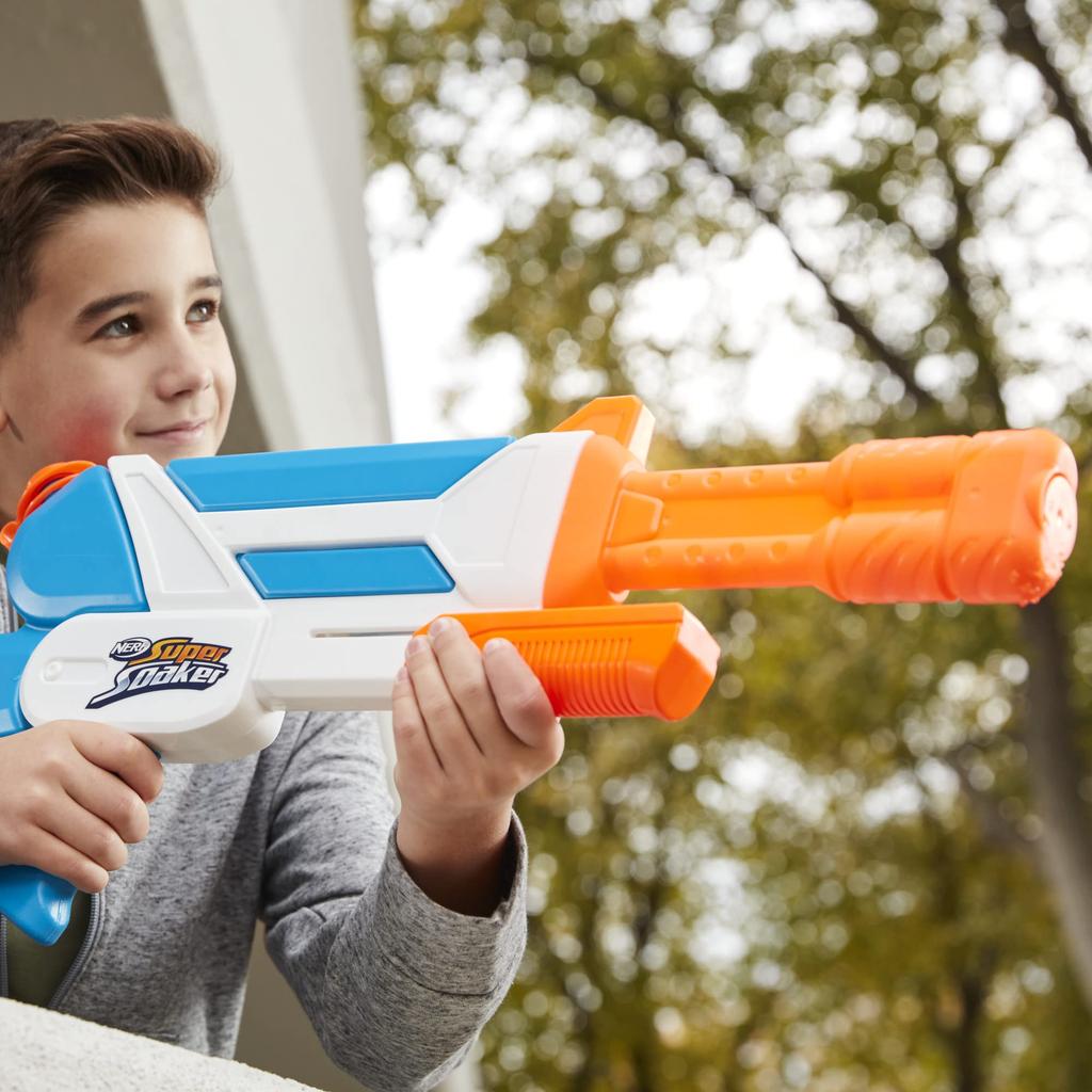 Hasbro Nerf Super Soaker Twister Water Blaster, 1094 mL Tank Capacity, Two Twister Water Jets, Pump-action Water Gun, Water Play Toy for Kids and