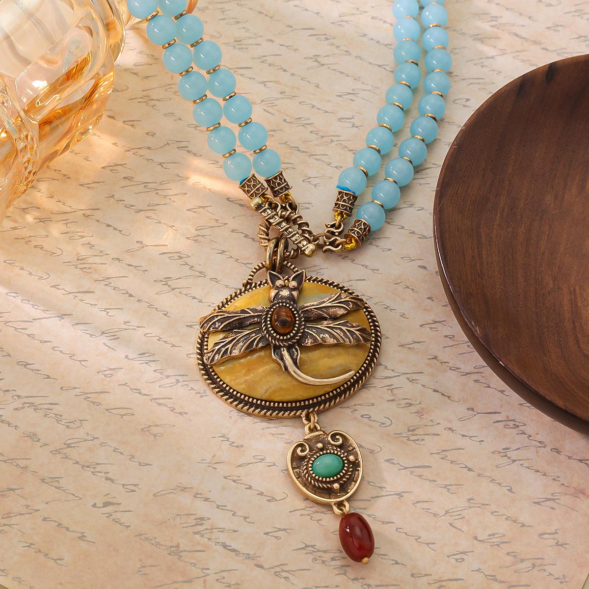 Medieval Luxury Agate Round Bead Natural Stone Inlaid Dragonfly Pendant Necklace