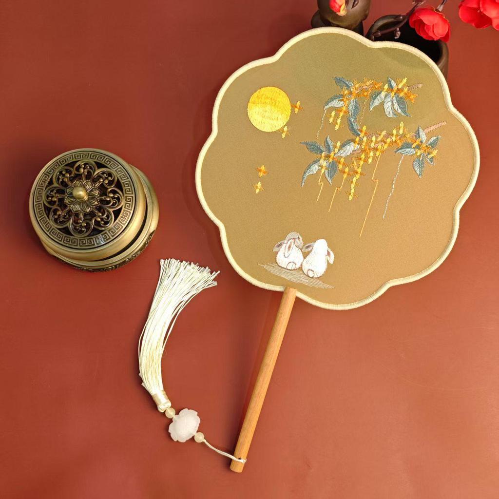 Fan Embroidery For Chinesestyle Round Hanfu And Qipao