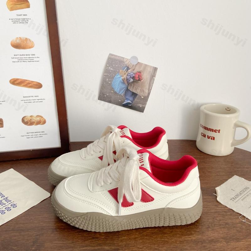 Fashion Women Platform Sneakers Autumn 2025 New Non Slip Height Increase Outdoor White Sneakers Comfortable Fashion Lace Up Casual Flats