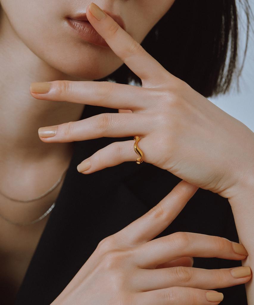 Novice Tokyo Lava Pinky Ring [Stainless] / Gold