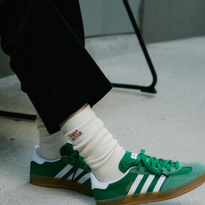 GREENBUTTER Needlework Mid-calf Socks (Red)