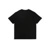 Europese Maat Zwart Sport T-shirt met een Voetbal En Sneakers Ontwerp, Perfect voor Training, Wedstrijden En Casual Uitjes, Gemaakt van Ademend Materiaal