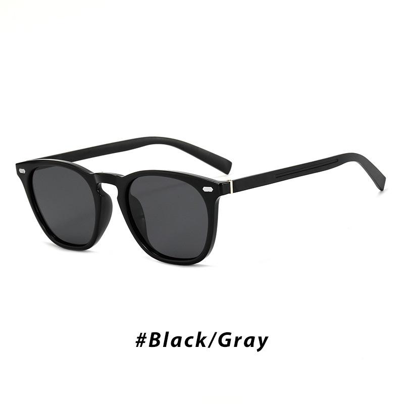

Men s Photochromic Anti-UV Sunglasses - Sun Protection, Stylish Small Face Design, Ideal for Driving