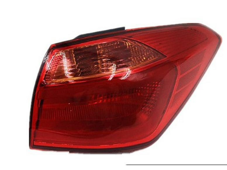 

Kia K3 2013-2015 Rear Taillight Assembly with GLS Brake Light Co-driver, Flat Light (Inner Side)