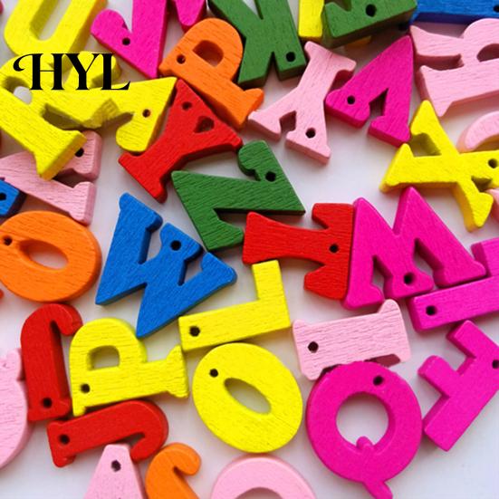 100 Stück gemischte AZ Alphabet Holzbuchstaben Knopf DIY Handwerk Nähen Scrapbooking