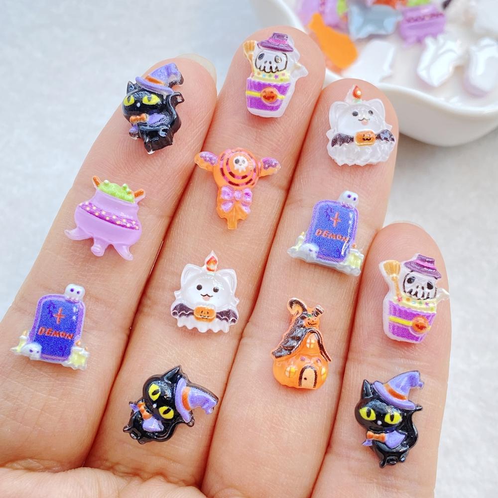 50Pcs Mini Cartoon Halloween Black Cat, Bat, Ghost, Skull Nail Art Resin Charms DIY Craft For Nail 3D Decorations Jewelry