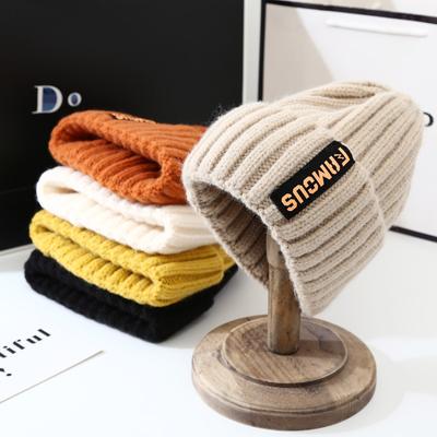 Nové pletené čepice zimní čepice pro muže ženy teplá jednobarevná čepice měkká vlněná háčkovaná unisex čepice proti chladu beanie