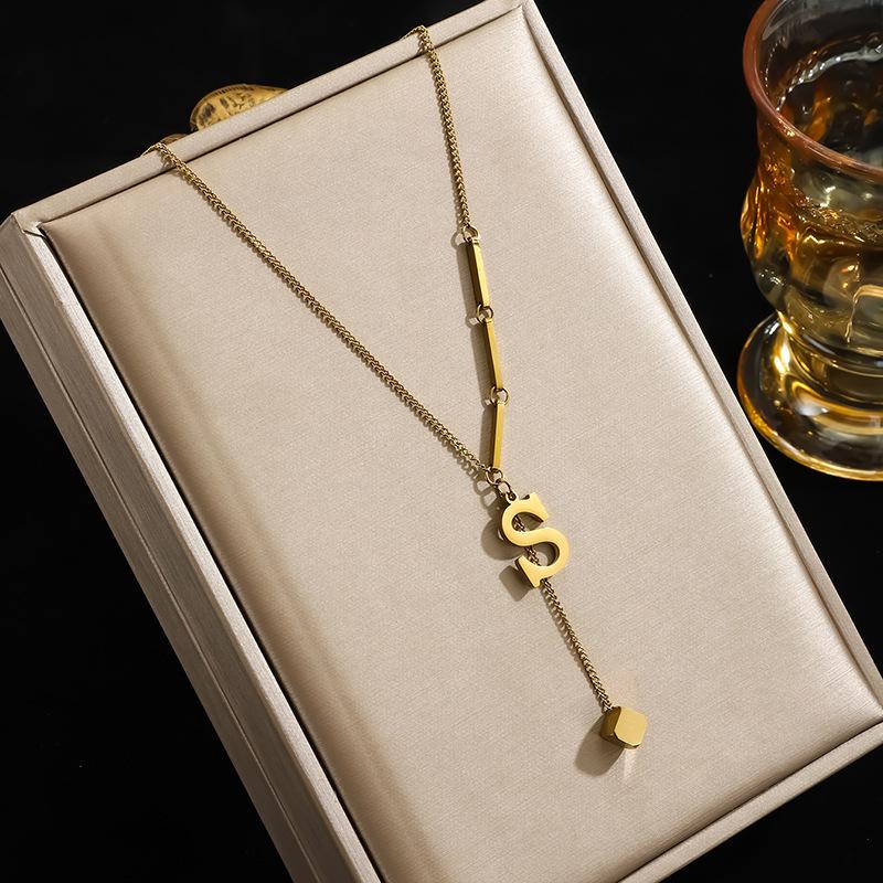 High-End Women's English Letter Necklace - 2026 Clavicle Chain with 26 Niche Tassel Pendants In Titanium Steel