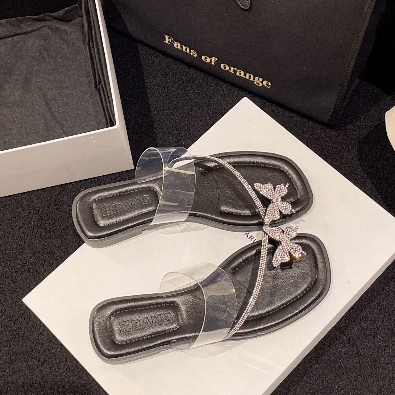 

Домашние тапочки-балетки для женщин 2025 Сандалии Стразы Домашние Женские Шлепанцы Драгоценности Прозрачные Летние Комнатные Кристаллы Слайды Y G 39