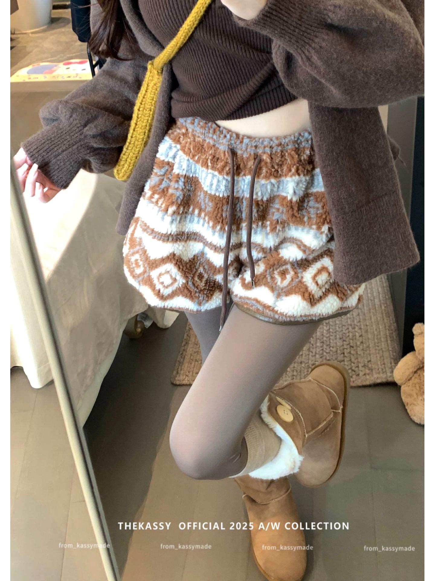 

Women s Caramel Color Lambswool Drawstring Pants, High Waist Wide Leg, Autumn Winter. Medium
