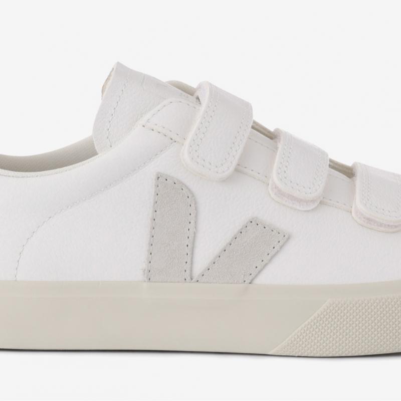 Veja Unisex Sneakers Recipe Logo  919  Svjf243rc05 919