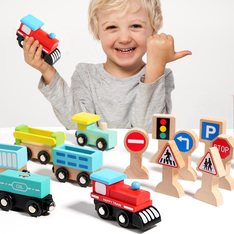 Wooden Magnetic Train Montessori  Early Educational Cognition Traffic Sign Toy Sorting Learning Teaching Car Cartoon Set