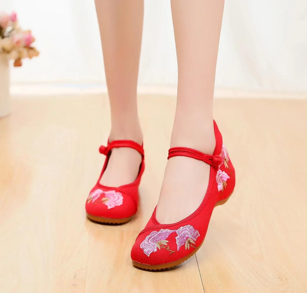 Mode Vintage Femme Chaussures en Tissu Élégant Style Ethnique Décontracté Broderie Streetwear Style Chinois Chaussures Femme Été