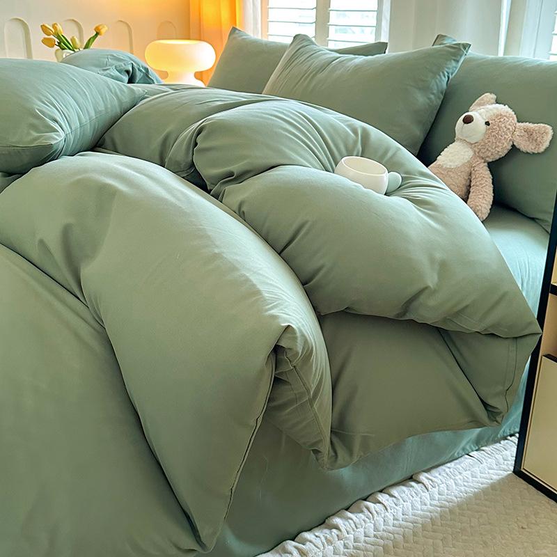 Solid Color Sanded Bedding Set: Four-Piece Set with Quilt Cover and Washed Spring Sheets.